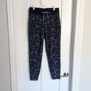 Athleta Trekkie North Jogger Pants - Ethereal Bloom Cottage Blue - sz 4
